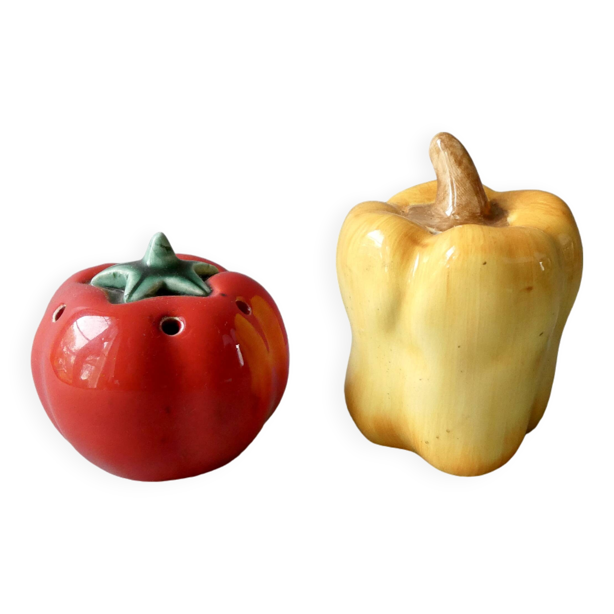 Salt and pepper shakers in barbotine, pepper and tomato shape