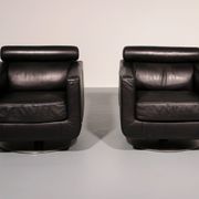 Italian modern leather swivel lounge chair steel by Natuzzi, Italy 1970