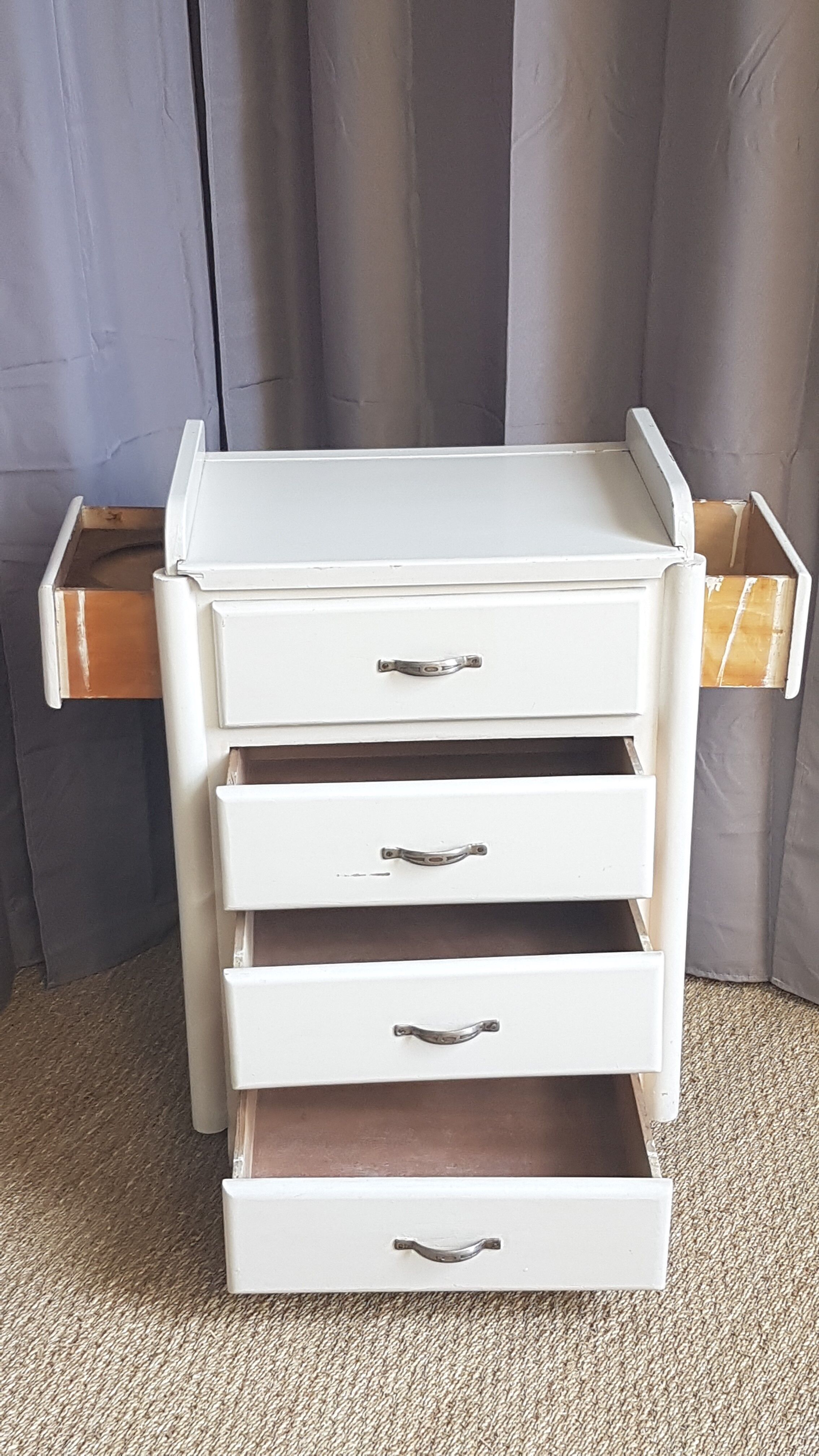 Vintage dresser