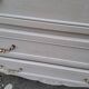 Commode de style louis xv  peinte