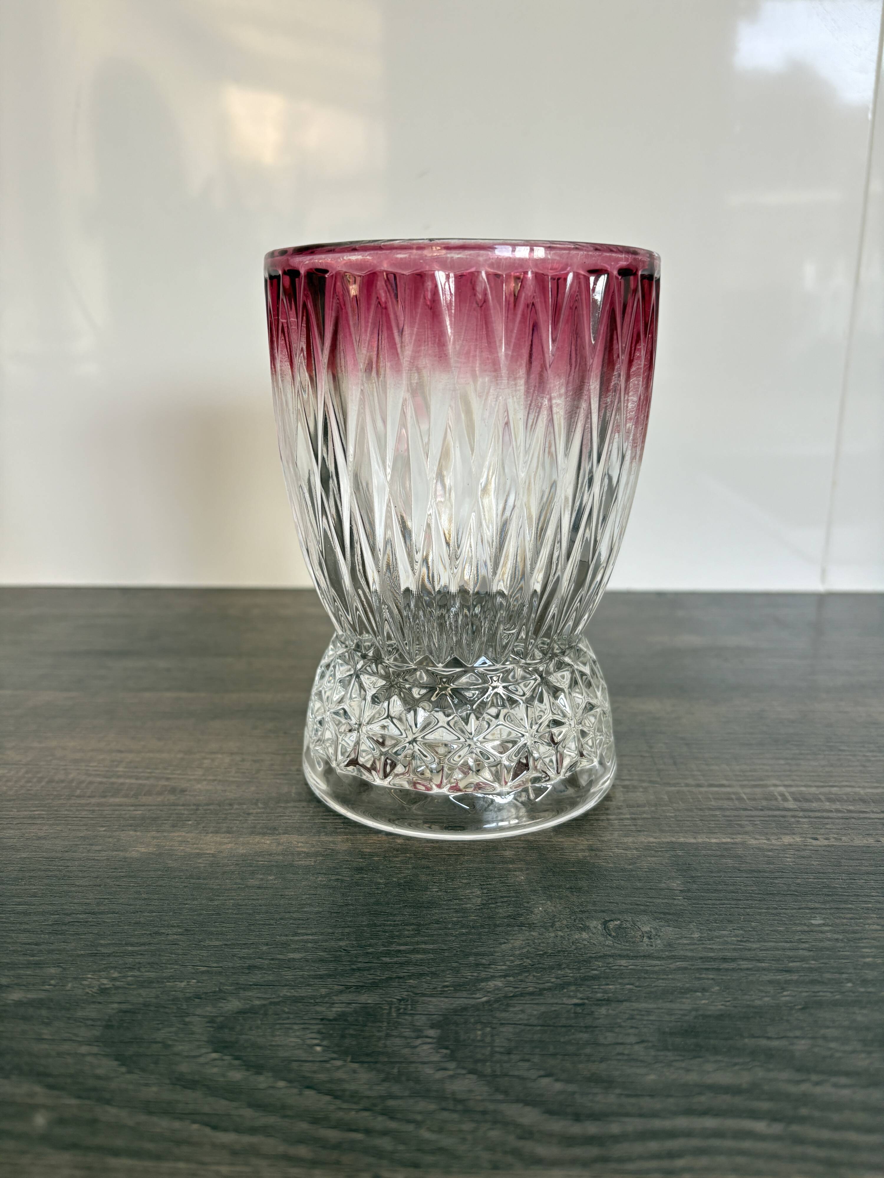 Art Deco vase in cut glass Ruby & Diamond