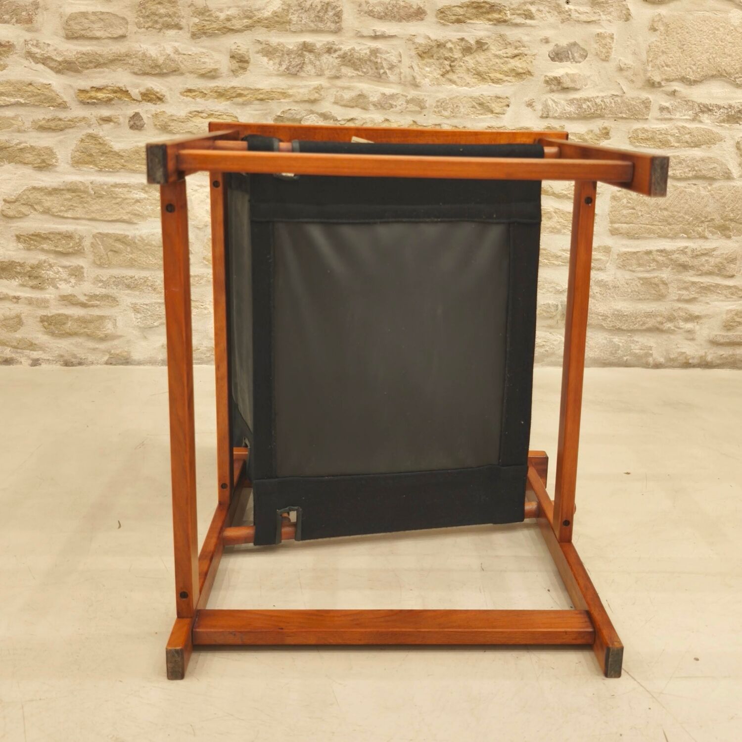 teuil en bois et toile tendue du fabricant Hyllinge Mobler, Danemark