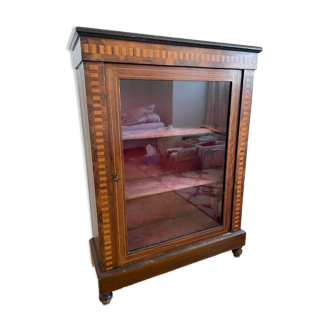 Small showcase with one door, inlaid. Period: 19th century