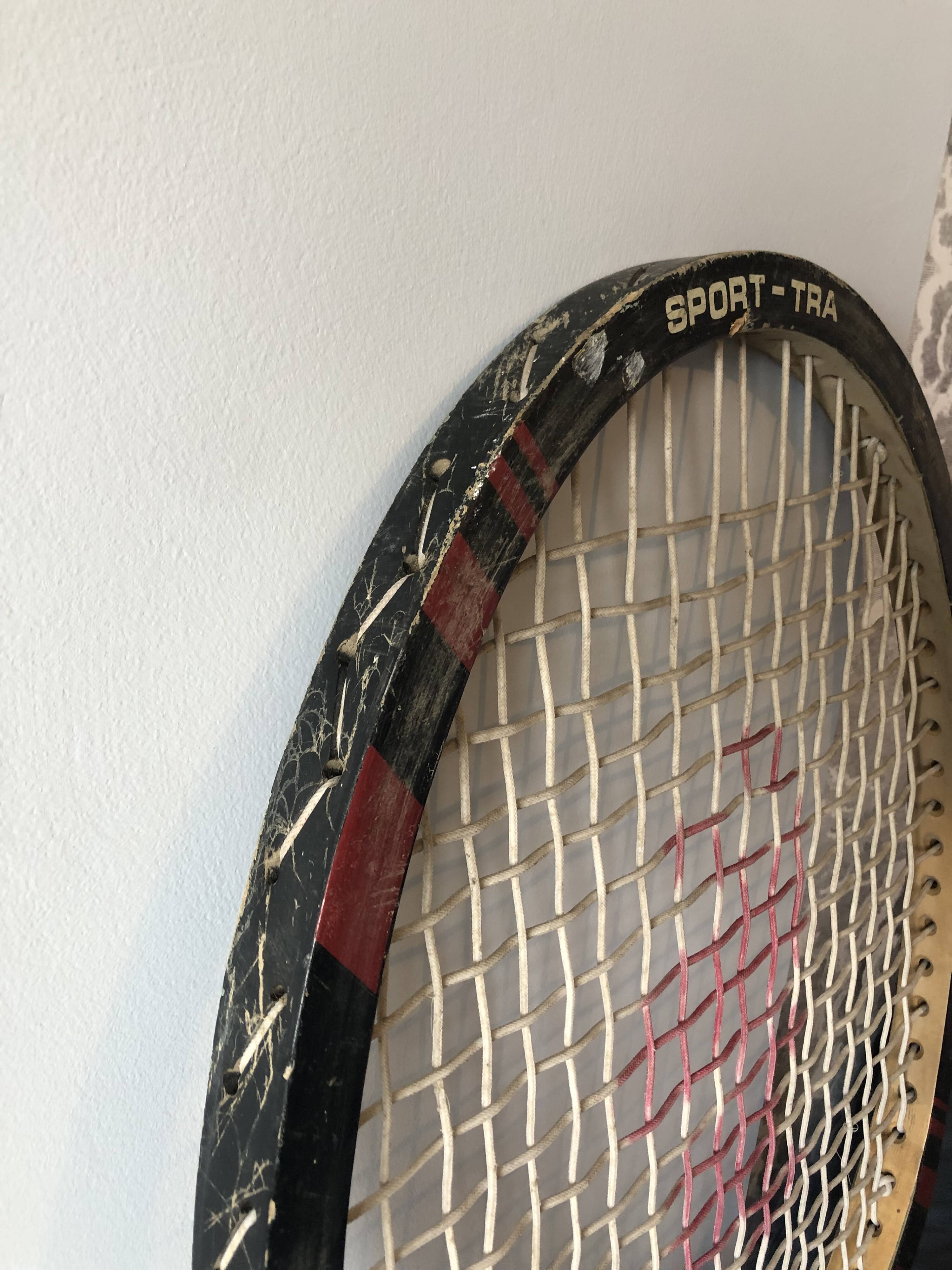 Incroyable raquette de tennis XXL collector!