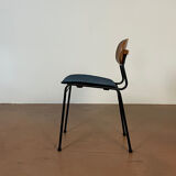 Wooden chairs and skaï