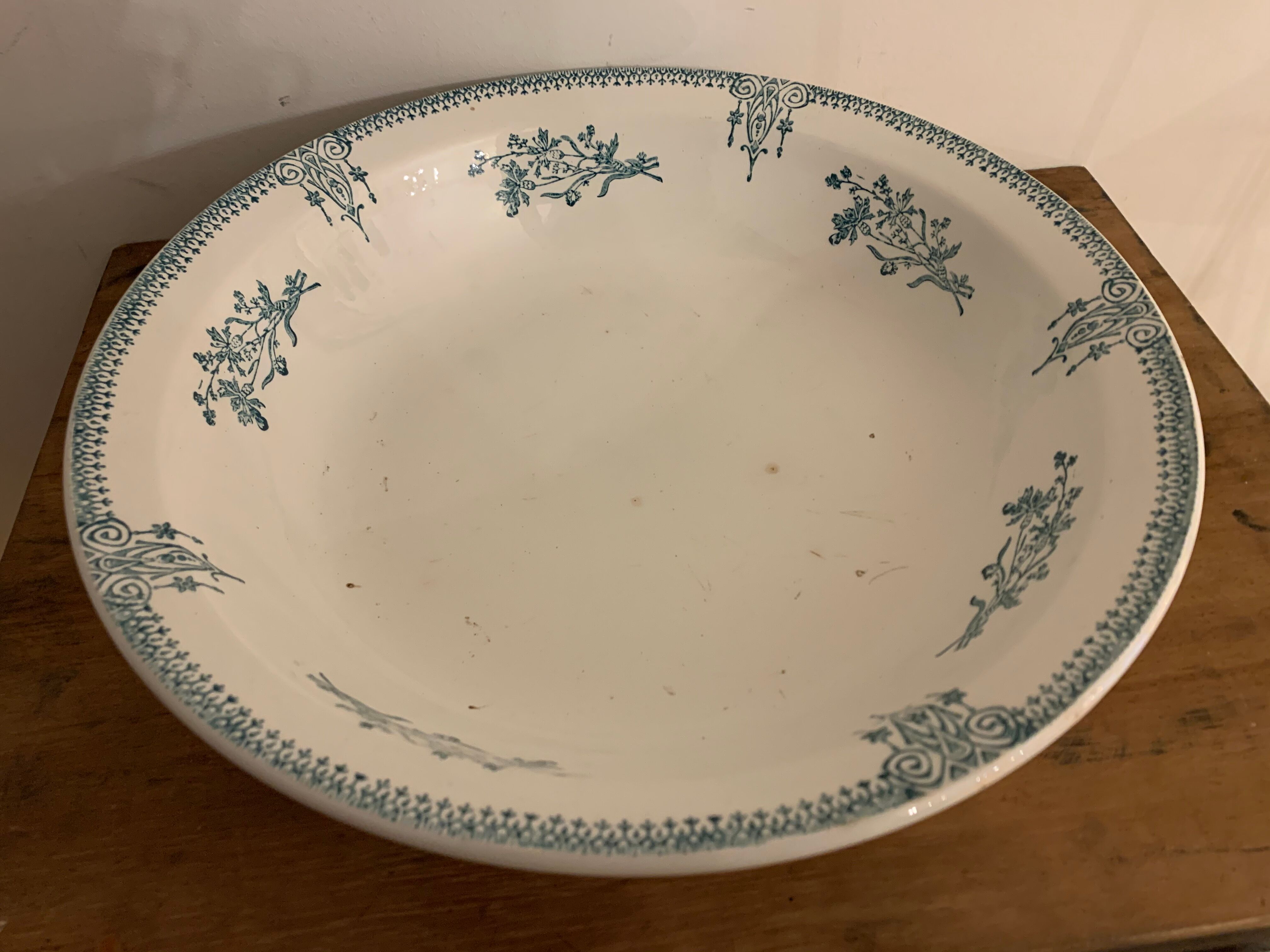 2 art deco dishes Saint Amand