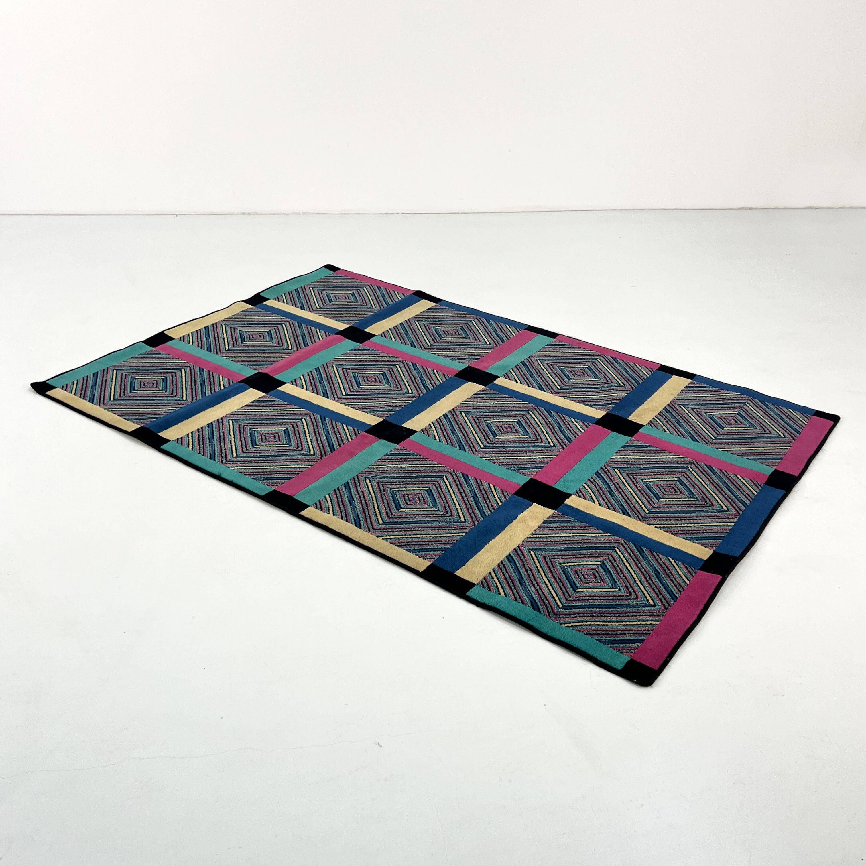 Geometric patterned rug by Missoni, 1980