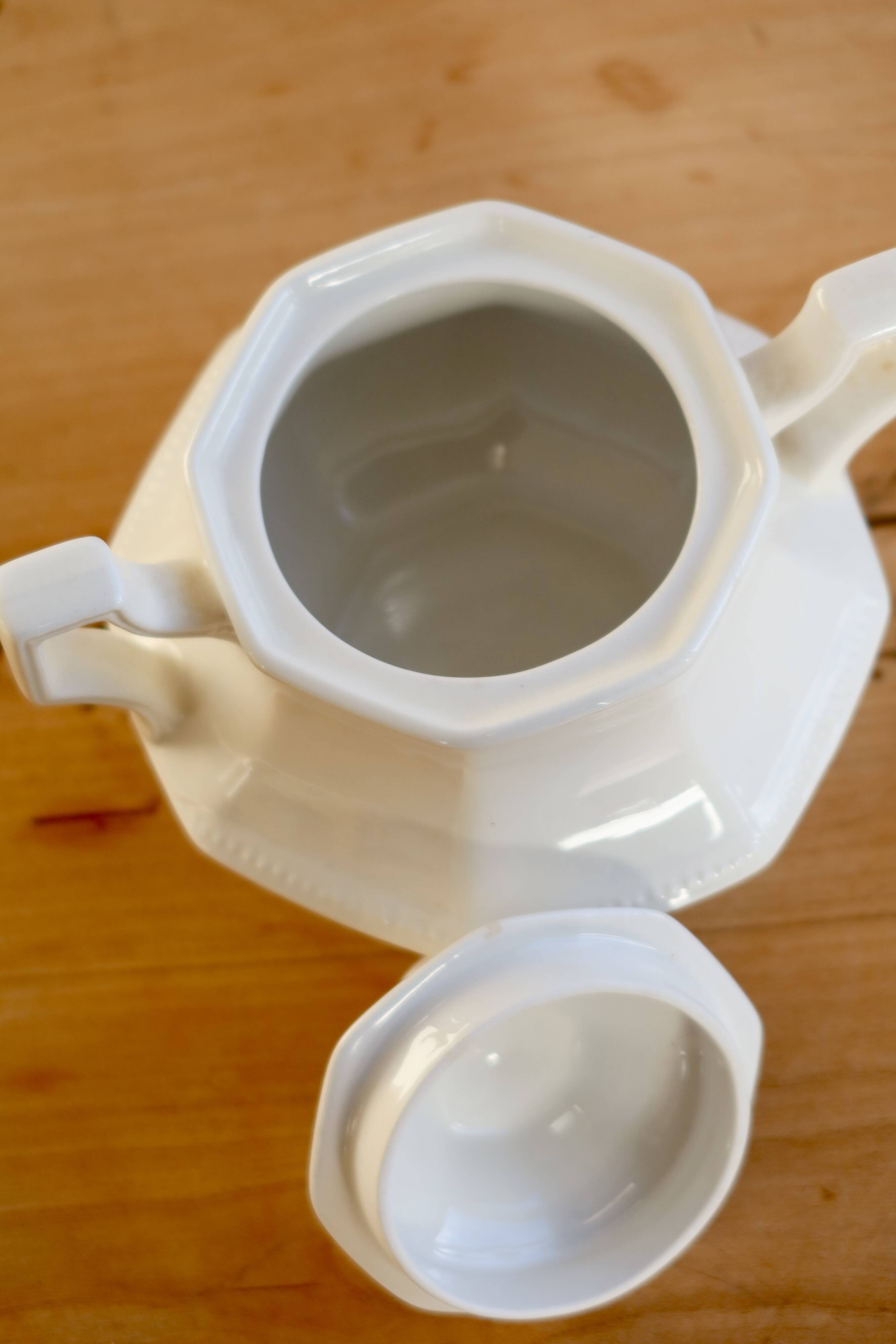 Vintage sugar bowl Johnson Brothers Pearl pattern porcelain