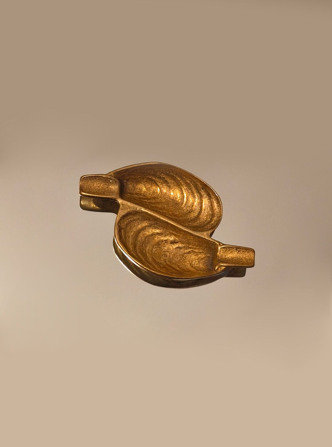Small shell ashtray
