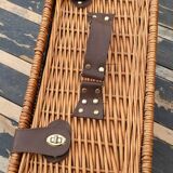 Picnic basket with white porcelain crockery