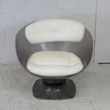 Chair of Raphael Raffel