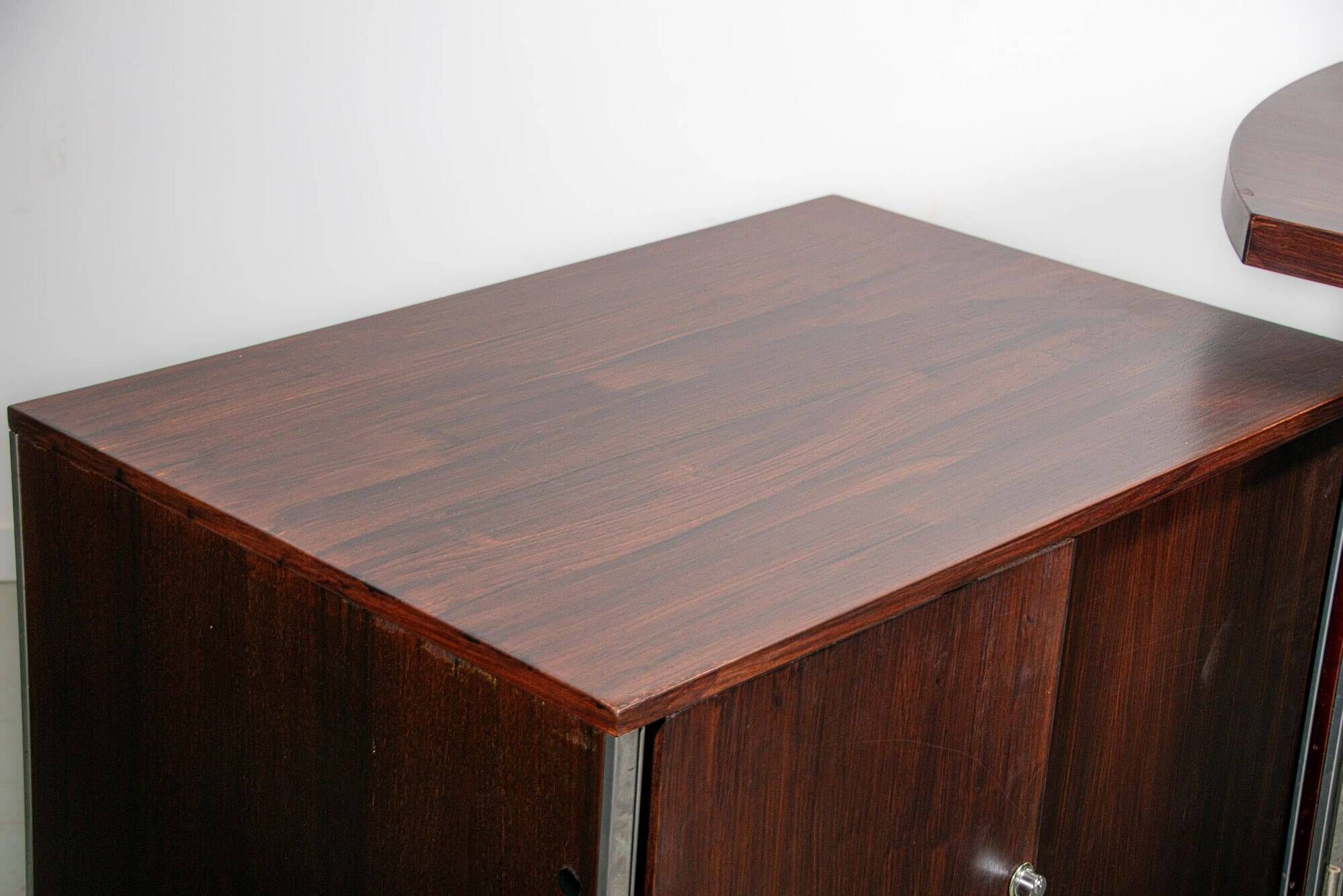 Galileo series executive desk designed by Ennio Fazioli for MIM Roma