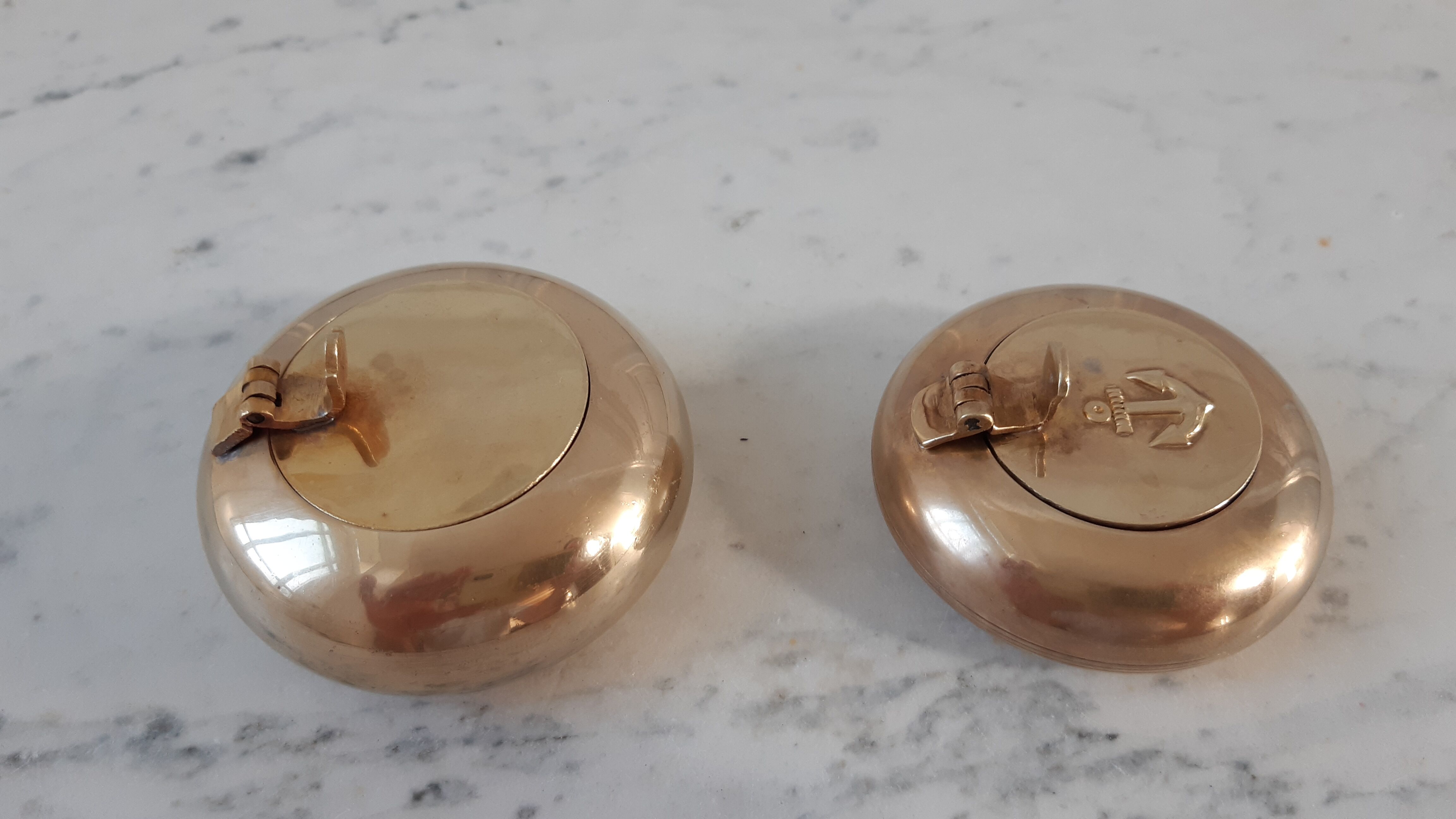 Duo of solid brass ashtrays 50s