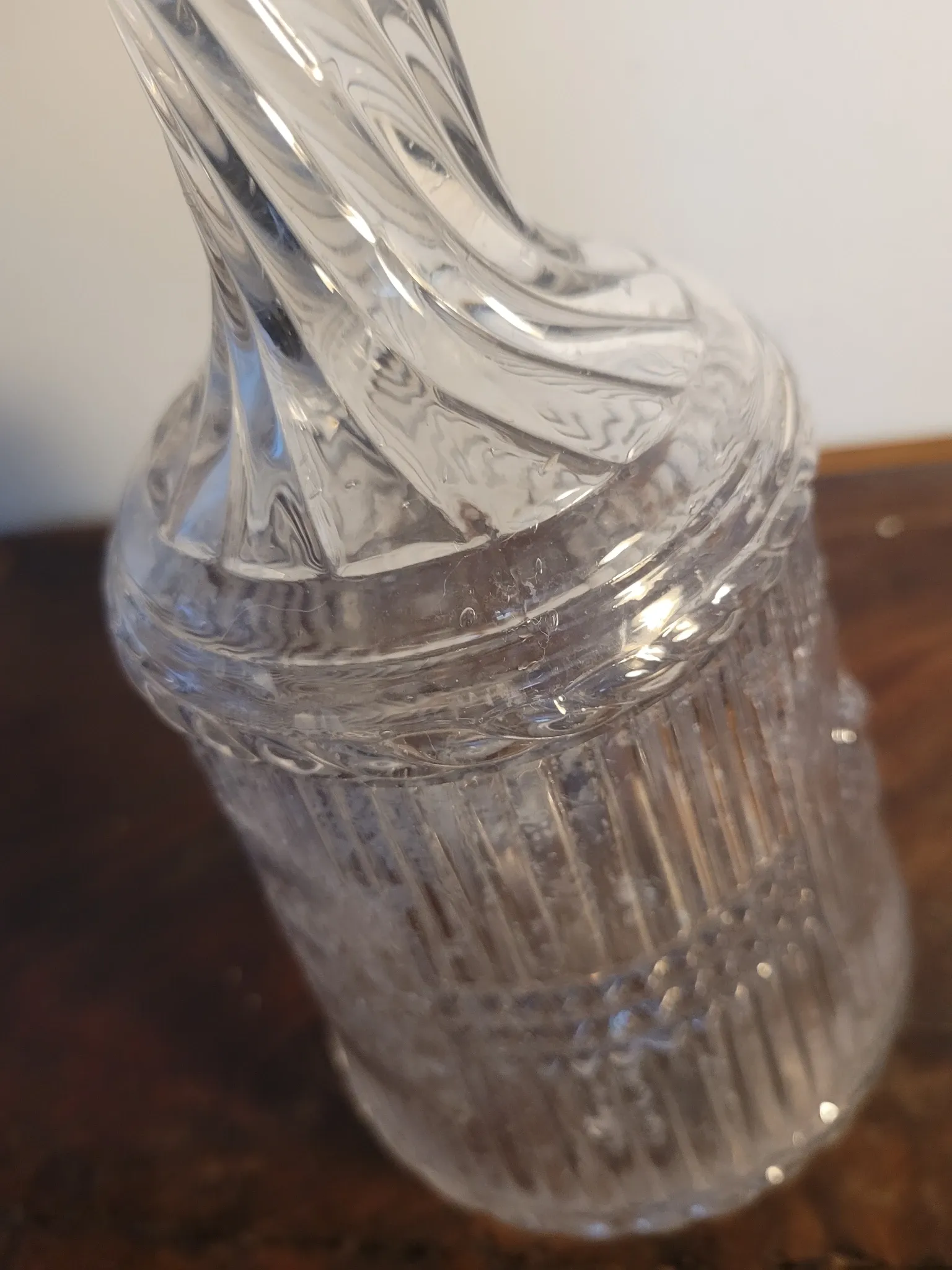 Carafe Jules Grevy 1879 fait main, verre moulé.