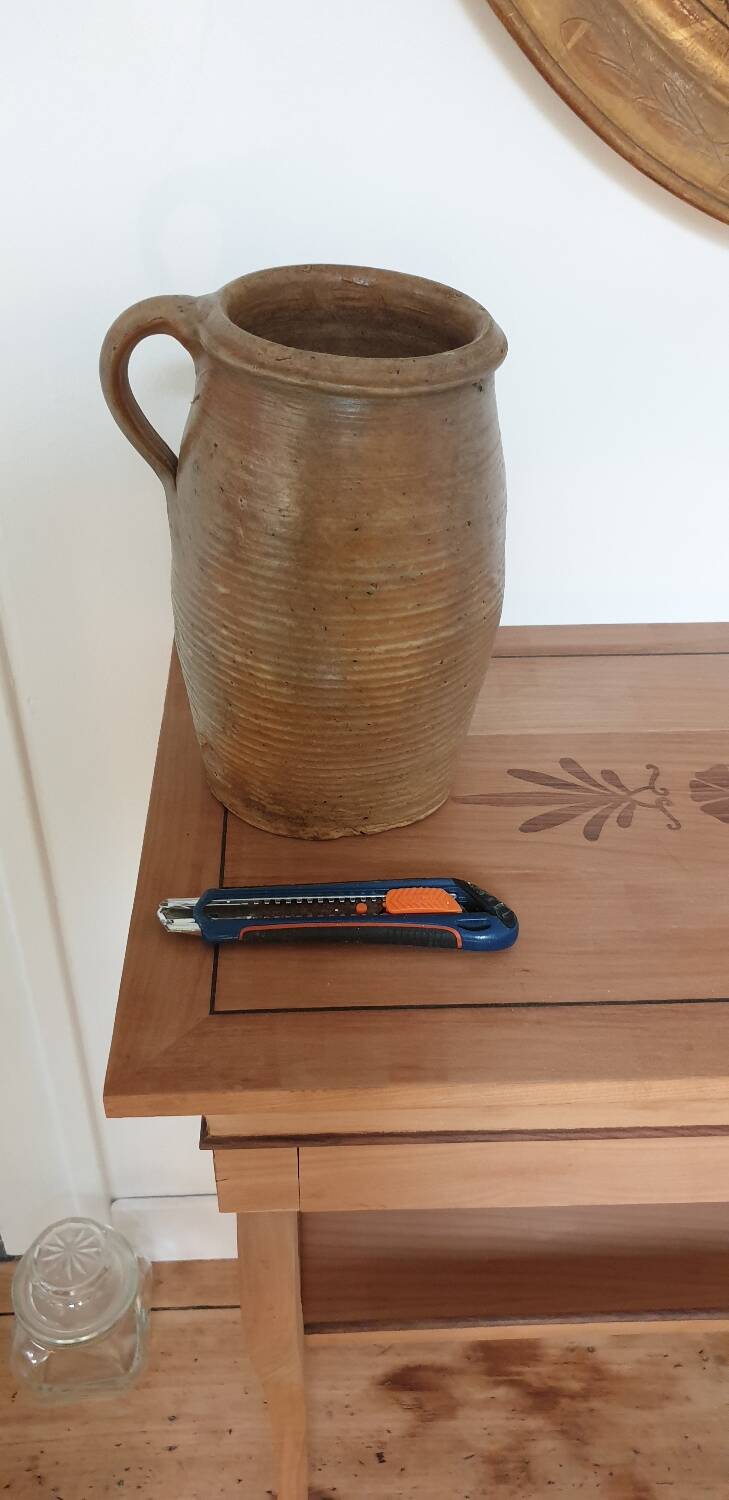 Old 25cm glazed stoneware pot