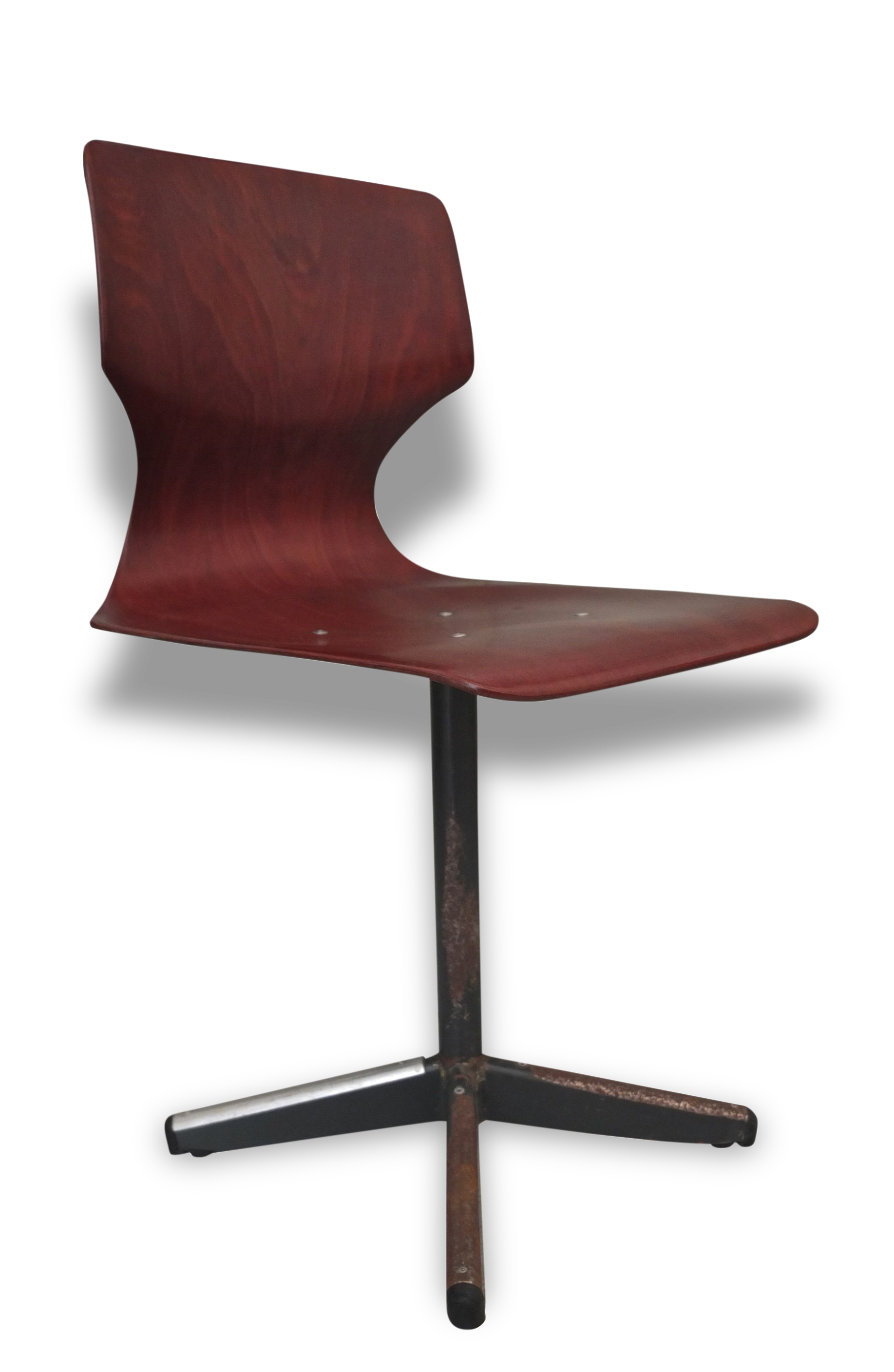Lot de 4 chaises atelier pagholz