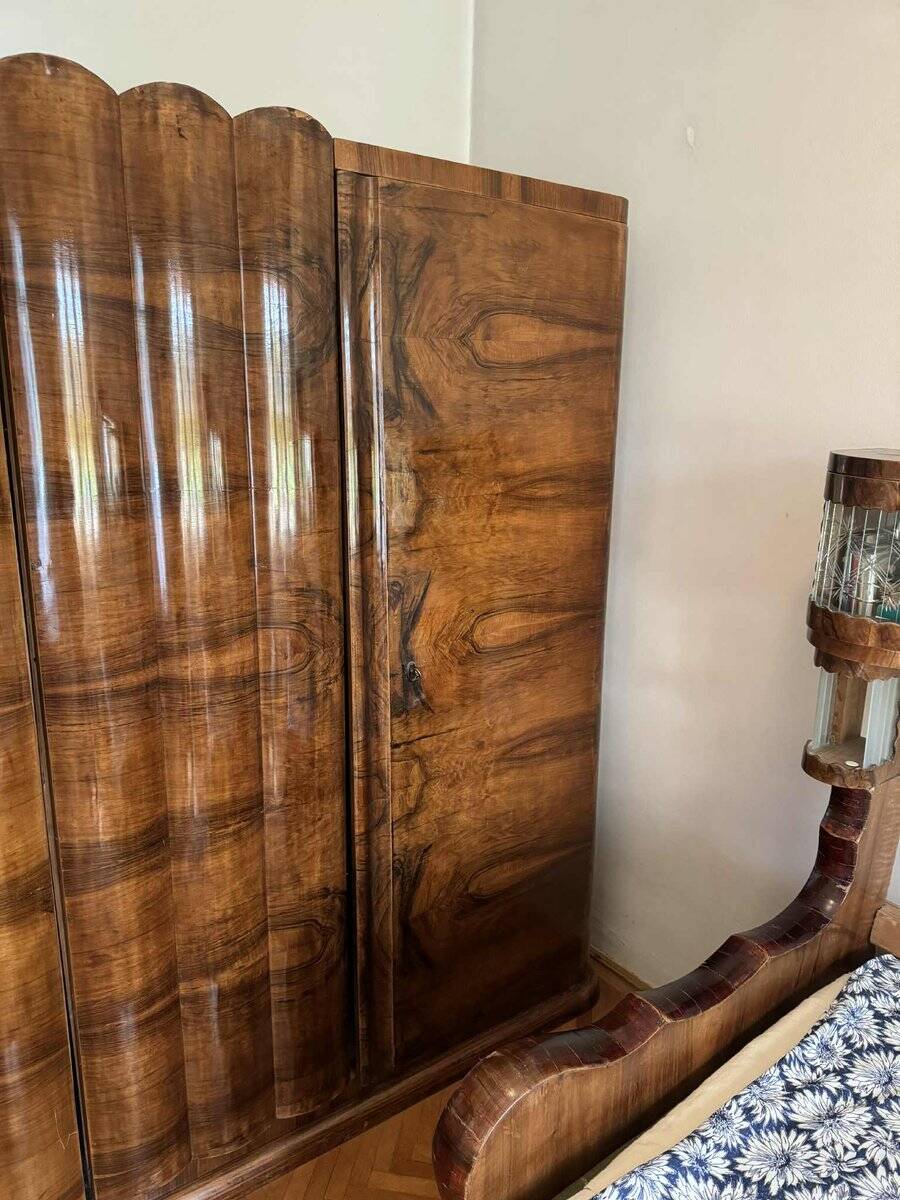 Art Deco walnut wardrobe, Central Europe, 1930s