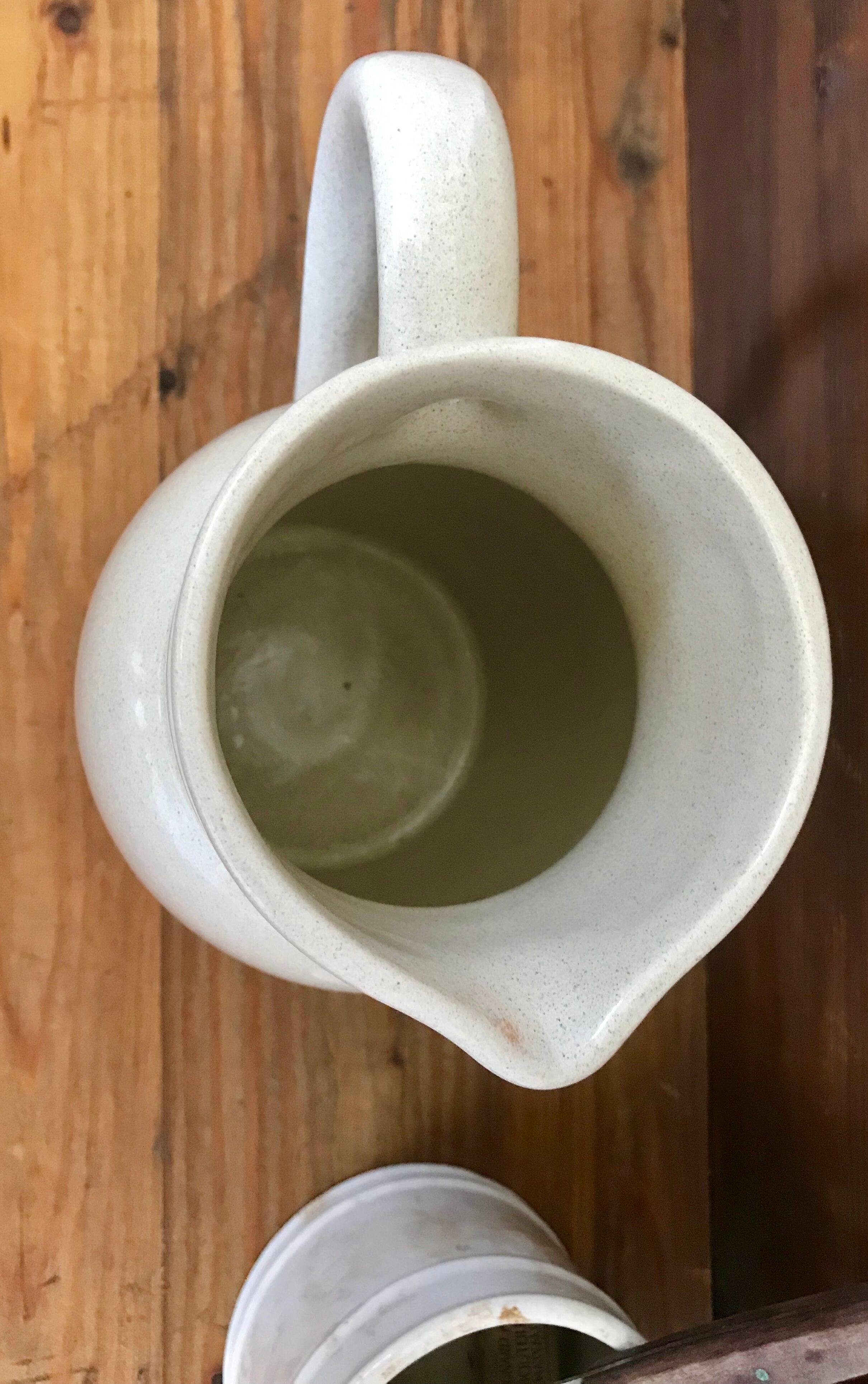 Sandstone pitcher 1.25l