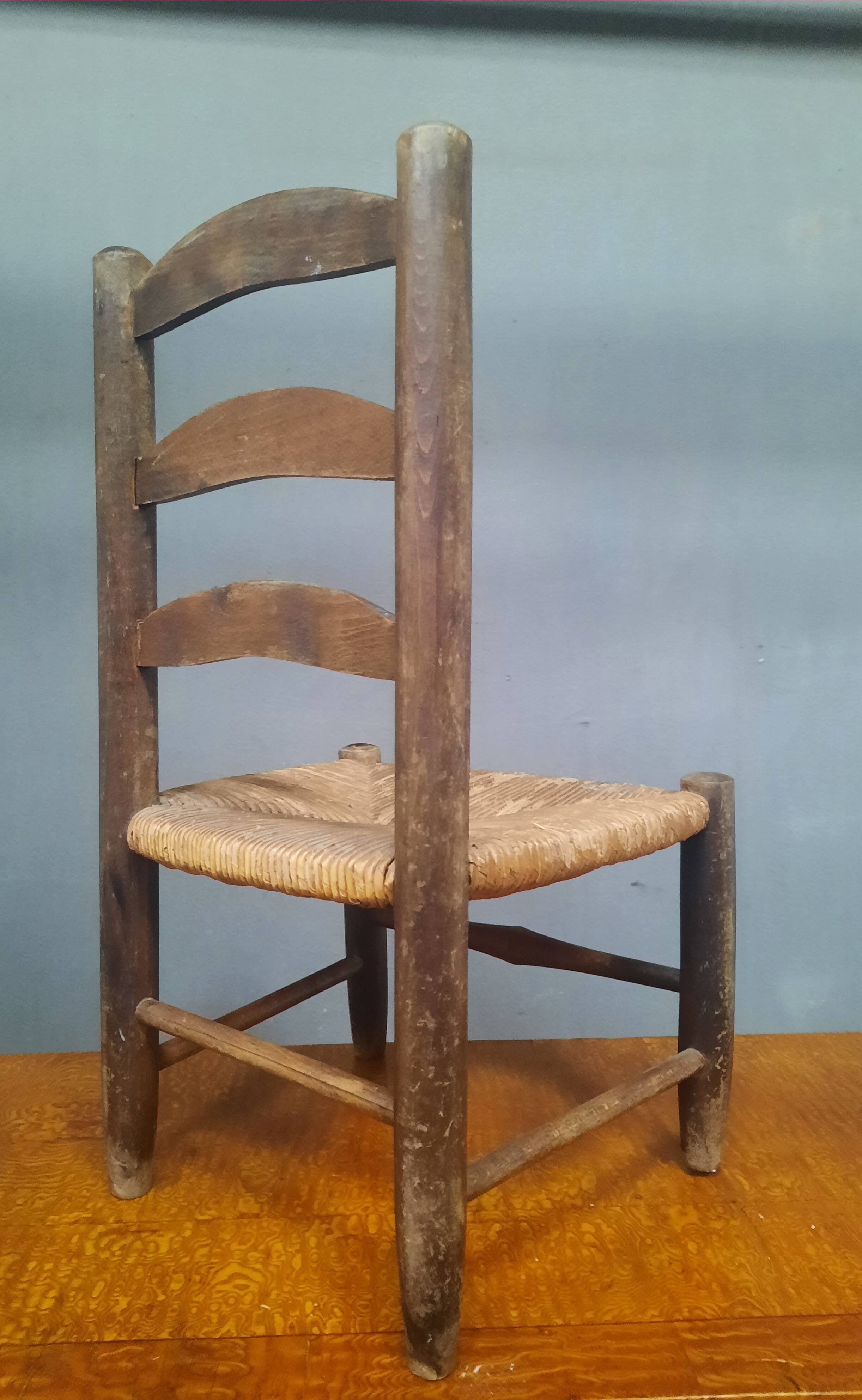 Straw children's chair