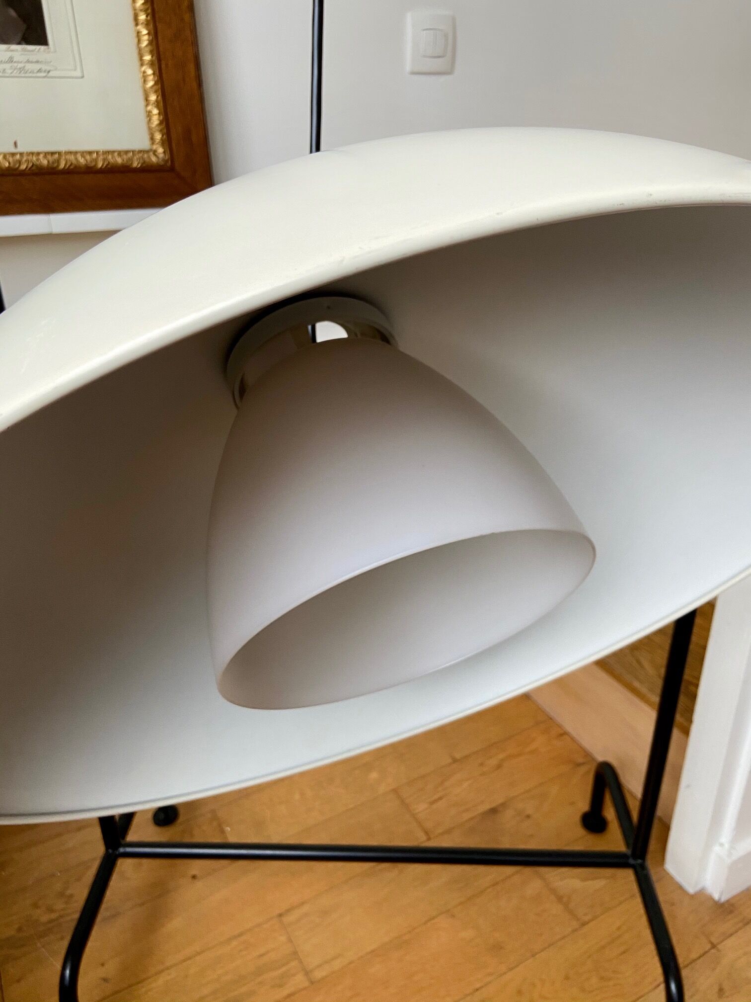 Industrial hanging lamp in white metal