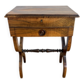 Table à ouvrage Charles X en placage de palissandre