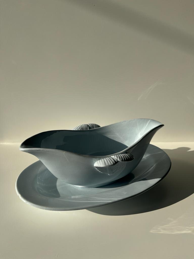 Flat set and light blue saucière earthenware from Montereau