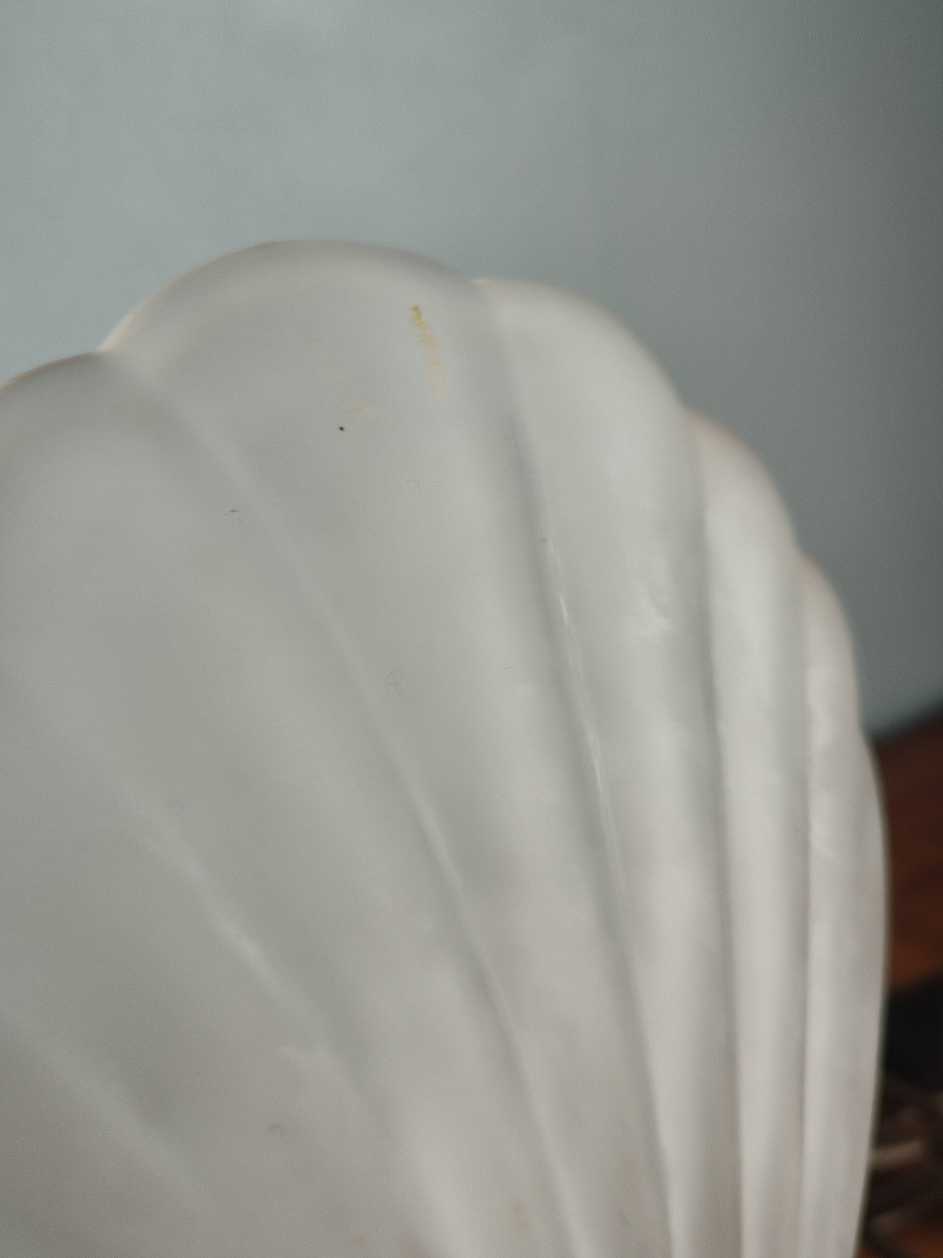 Vintage shell table lamp