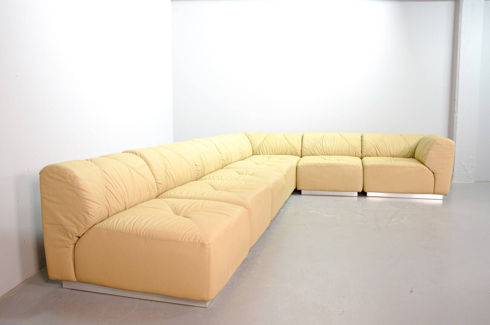 Distinctive Walter Knoll Modular Sofa 'Domaine' by Bernd Münzebrock, 1970s