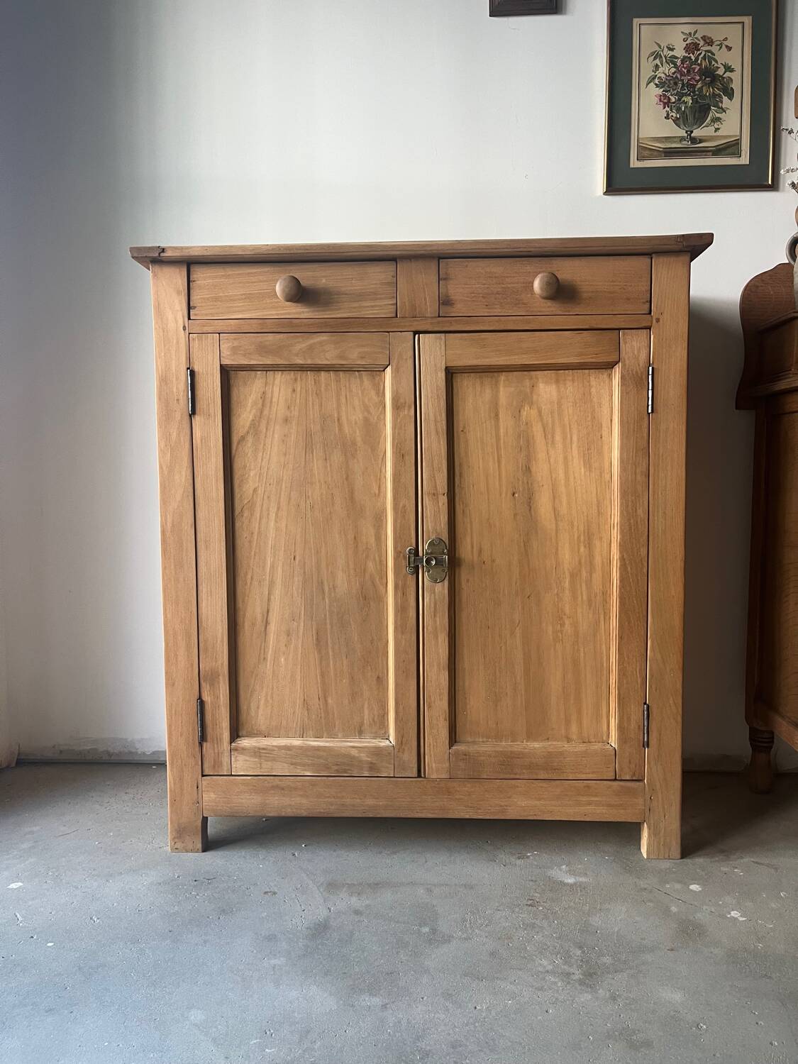 Buffet parisien en peuplier