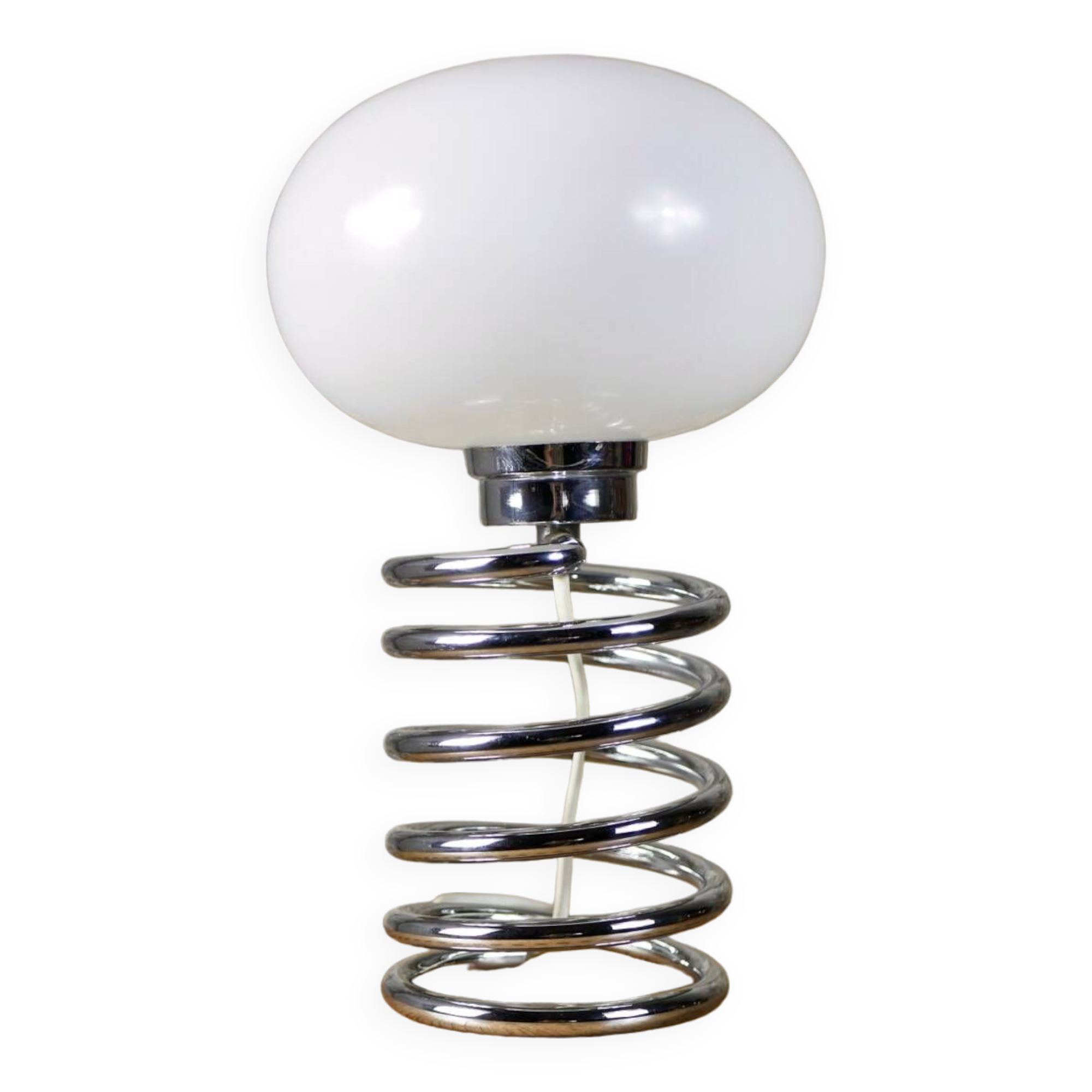 Chrome spring lamp