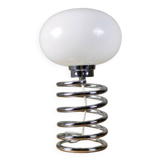 Chrome spring lamp