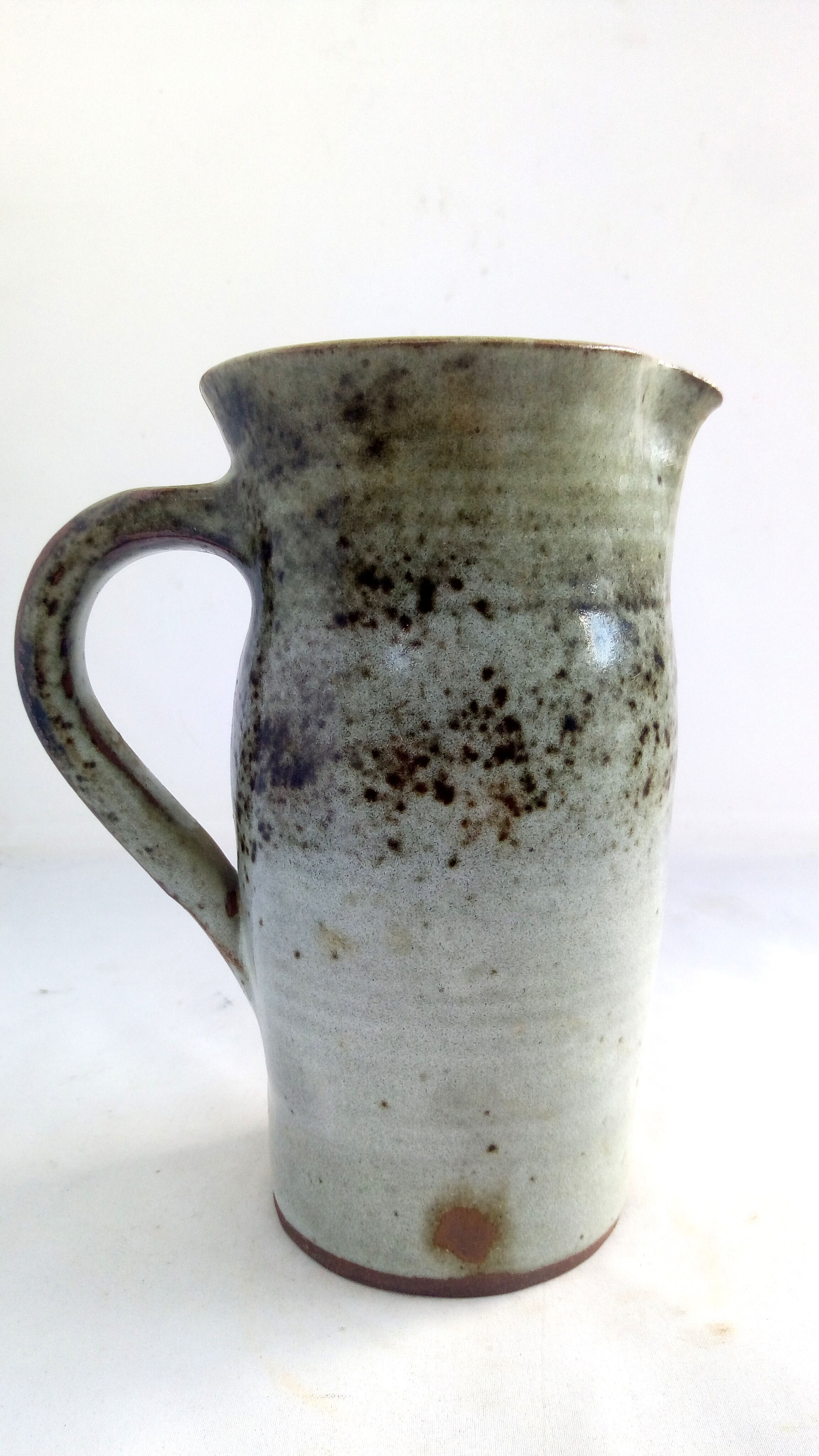 Pine pitcher of the Sarthe in grey cameo sandstone