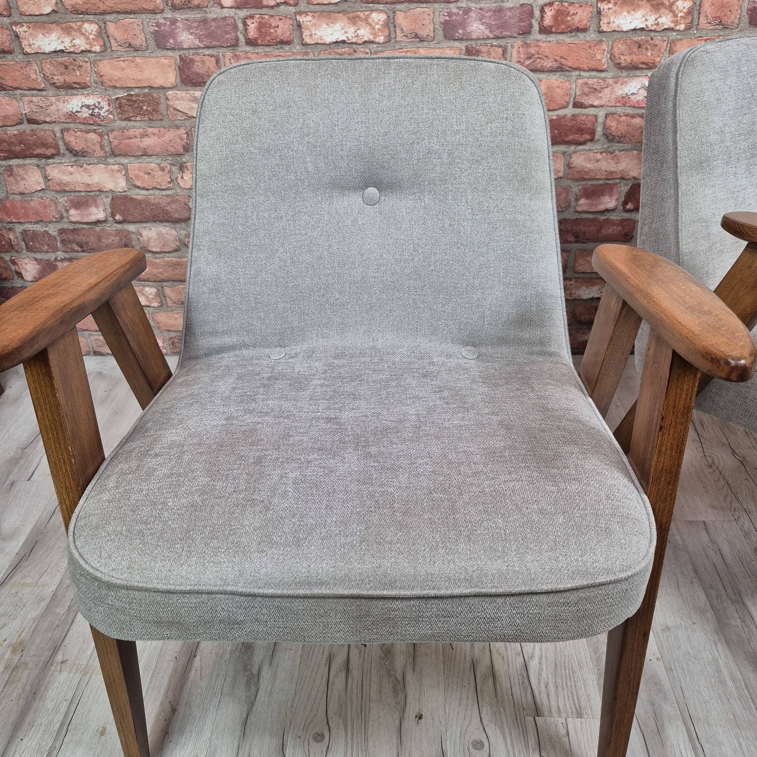 Pair of Restored Mid-Century Armchairs Type 366 by Chierowski - 1960s