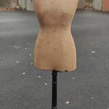Mannequin de couturière/T44