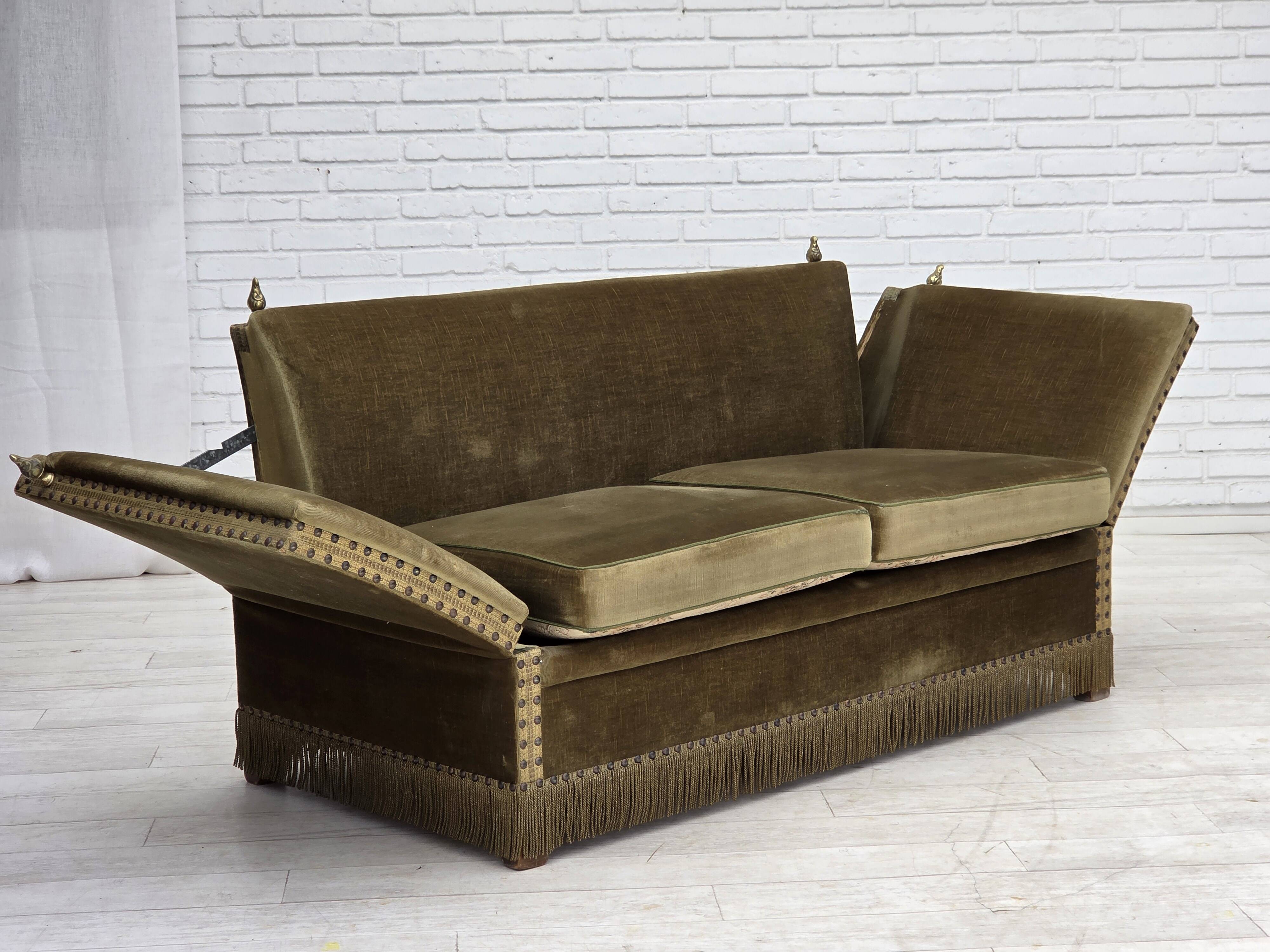 Canapé "Espagnol" à bras tombants, 2 places danois des années 1970, en velours de mobilier.