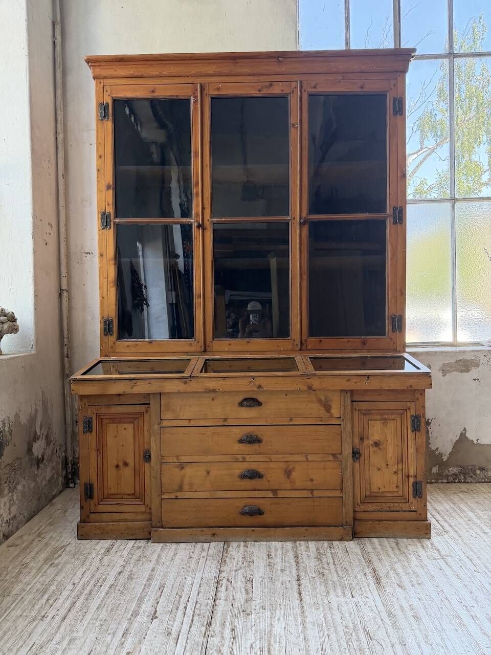 Library grocery Napoleon 19th century