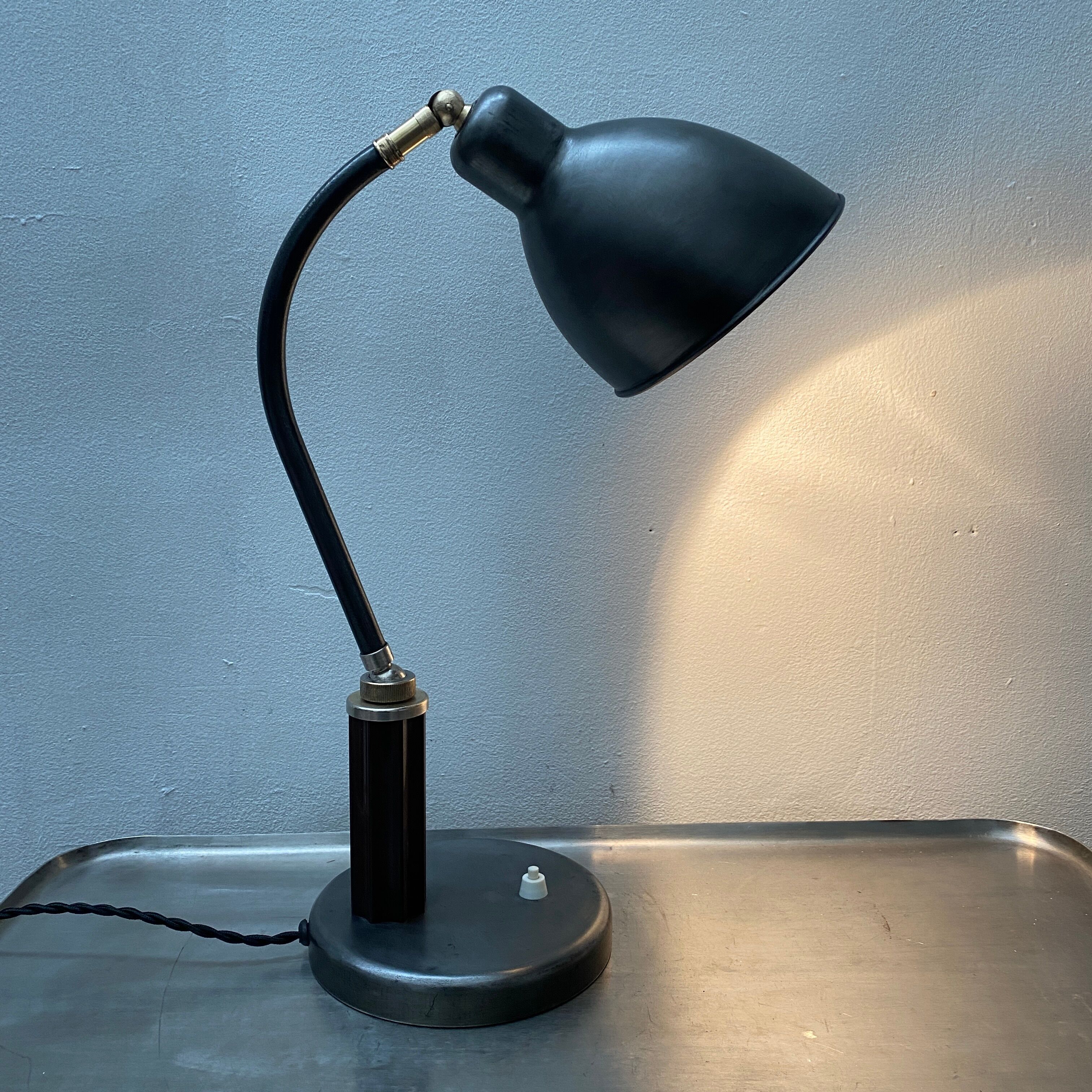 Former bauhaus molitor desk lamp