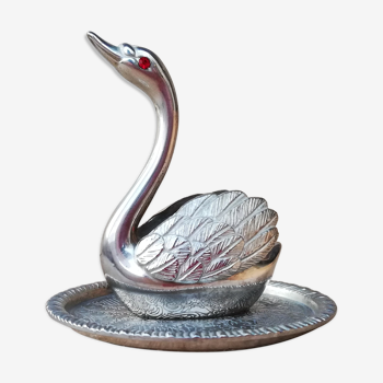 Swan ring holder