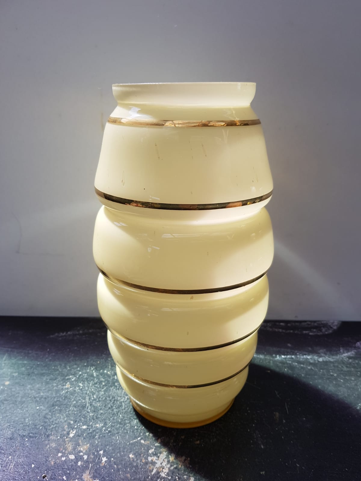 Vase style art deco opaline yellow + gilding vintage