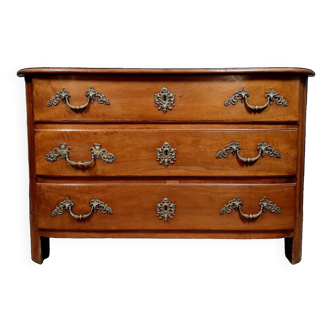 Louis XIV period curved chest of drawers in walnut circa 1720