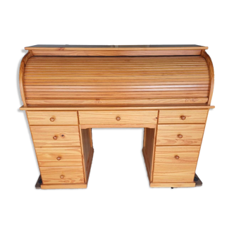 Large pine desk