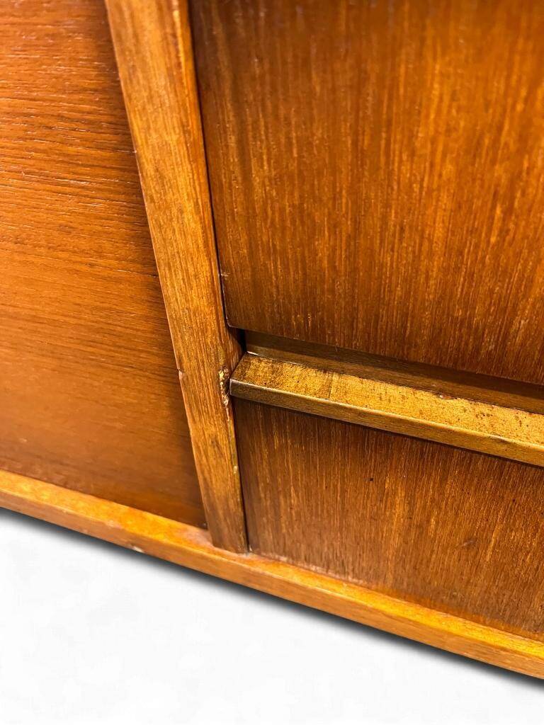 Vintage wooden sideboard/buffet