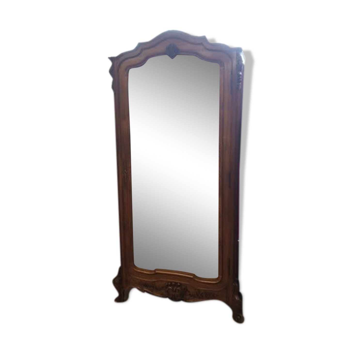 Standing man with door and ice