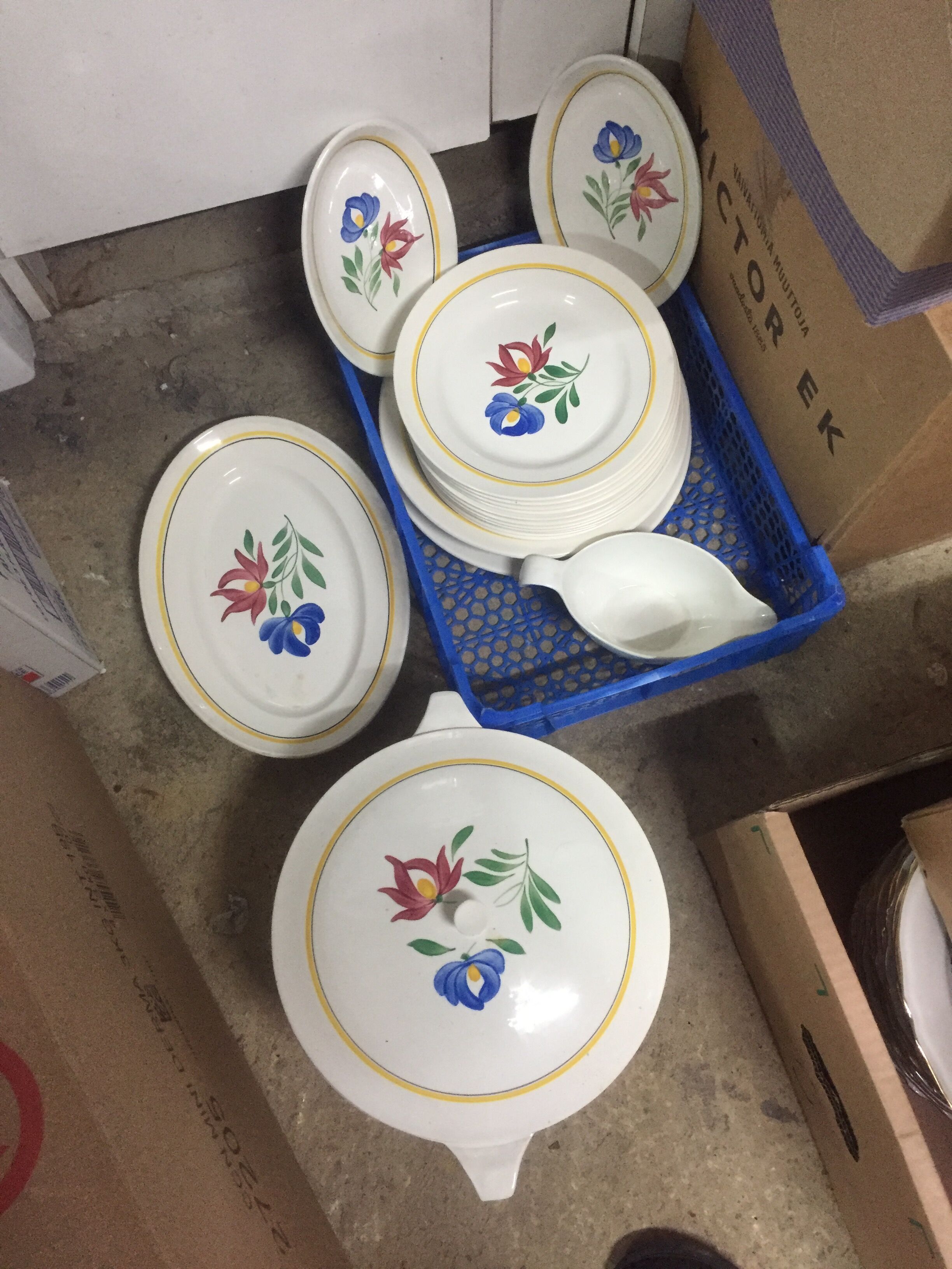 Lot of tableware Digoin Sarreguemines model Dunkirk