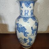 Vase with porcelain motifs of grapes and vines