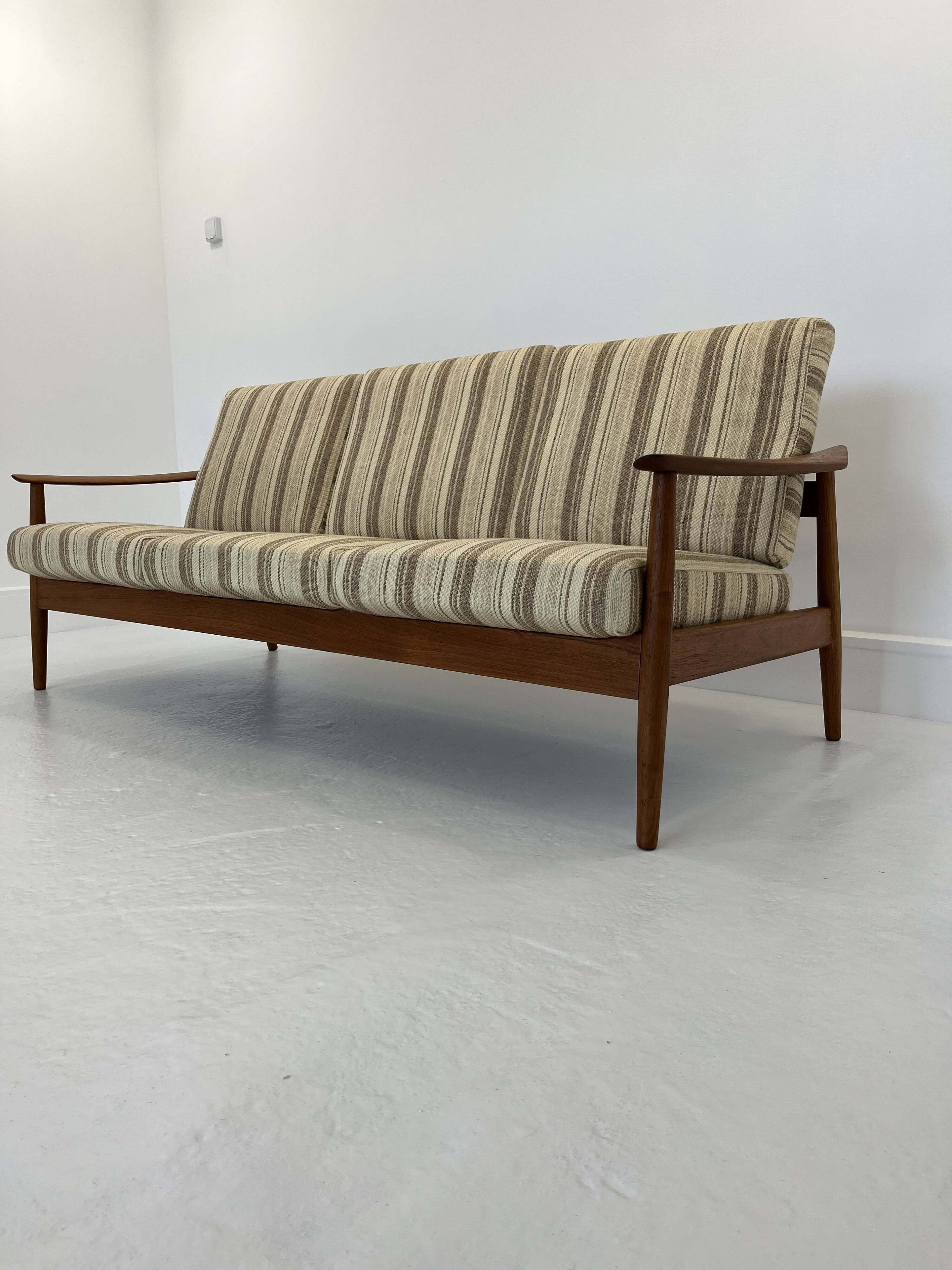Danish Three-Seater Sofa in Teak by Arne Vodder for France & Son, 1960s