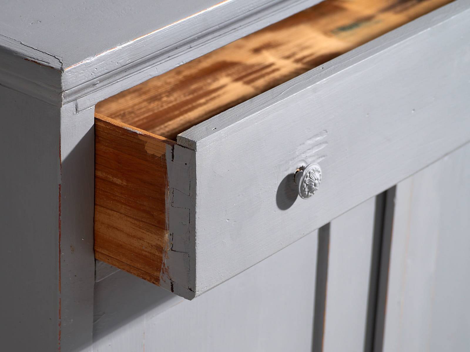 Small antique two-door chest of drawers (circa 1920) #14