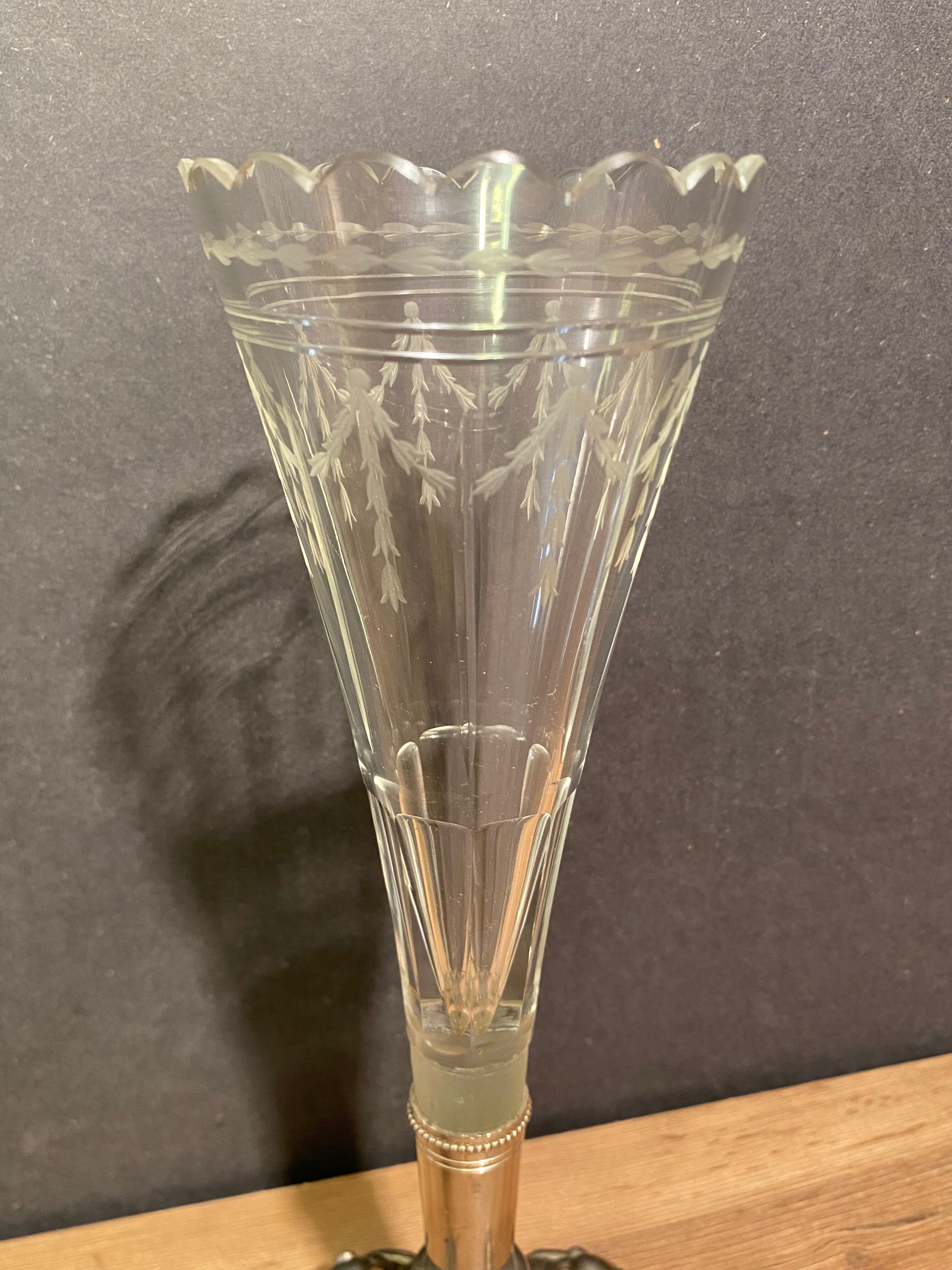 Cone vase, cut crystal bouquet (most certainly baccarat, saint louis)