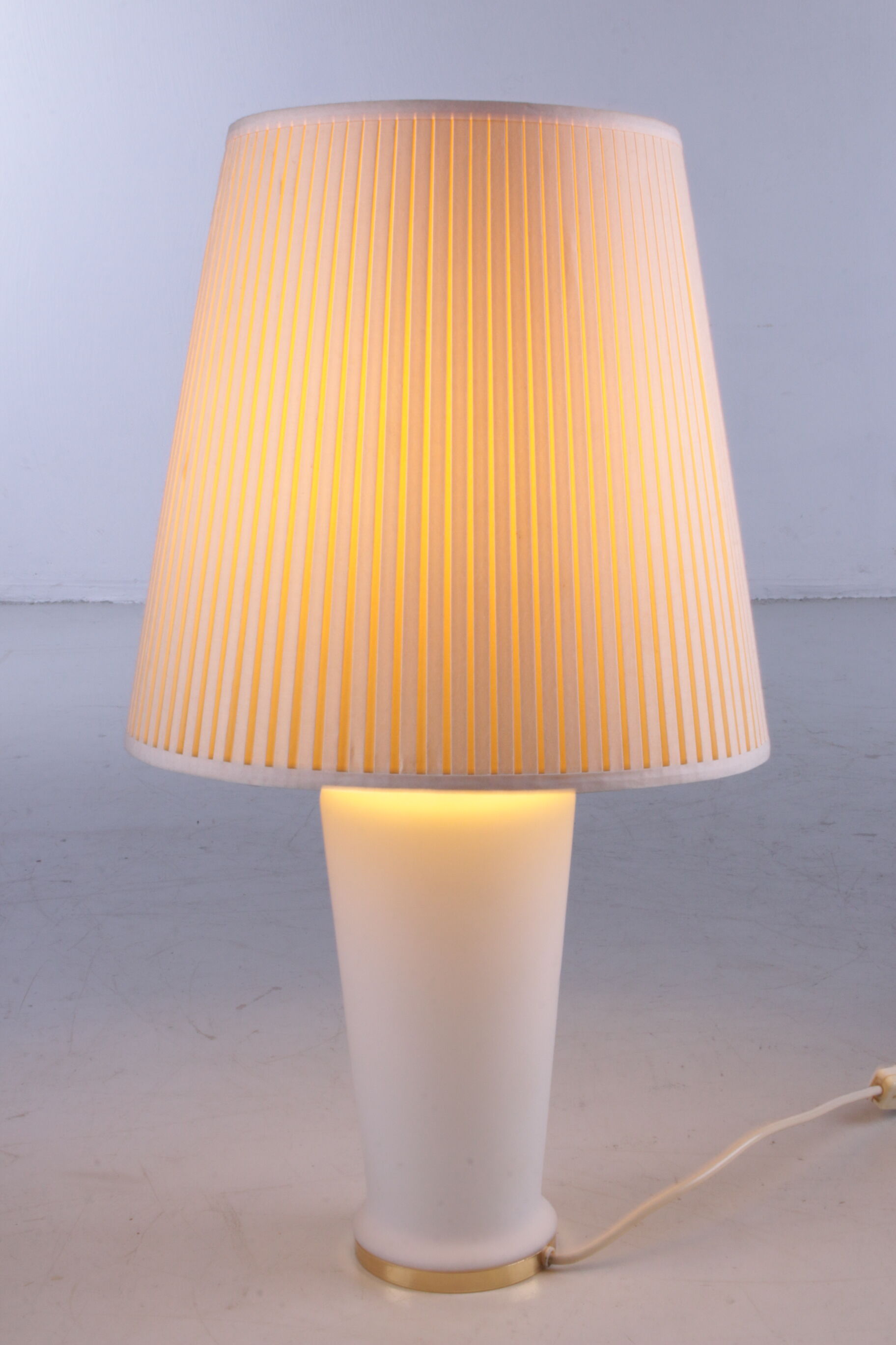 White glass table lamp with a pliche fabric shade, 70s.
