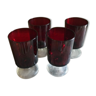 Set of 4 Luminarc water glasses.